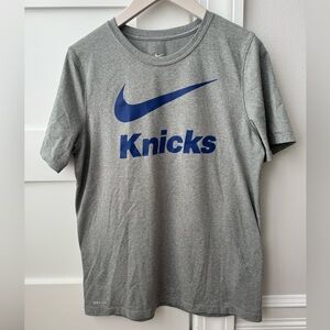 Nike Knicks Tee. Large Youth